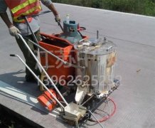 熱熔標線施工機械 車位劃線用什么設備？