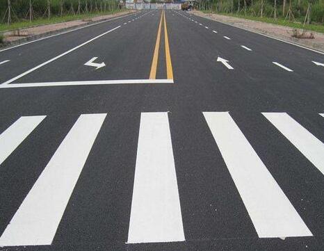 150寬的道路劃線多少錢一米？西安道路劃線報價？