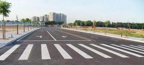 蘇州道路劃線廠家分析，新手開車必看的道路劃線交通標(biāo)識牌