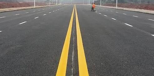 蘇州反光停車位下劃線為什么反光？