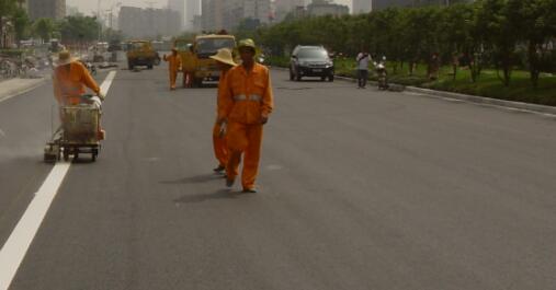 蘇州道路標線一般是冷漆還是熱熔漆？