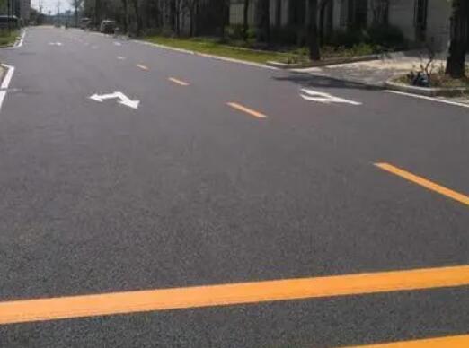 蘇州交通設(shè)施廠家解讀：交通信號燈如何安裝的？