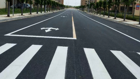 徐州馬路劃線選擇江蘇中穎，專業(yè)助力交通暢行